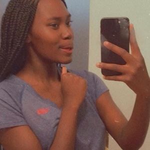 Meet your Posher, Tona